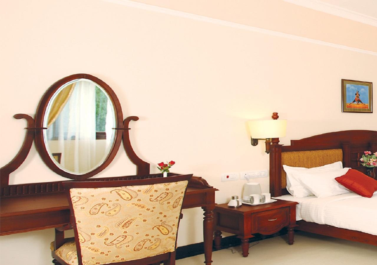 Hotel Grand Thekkady Kumily Exterior foto