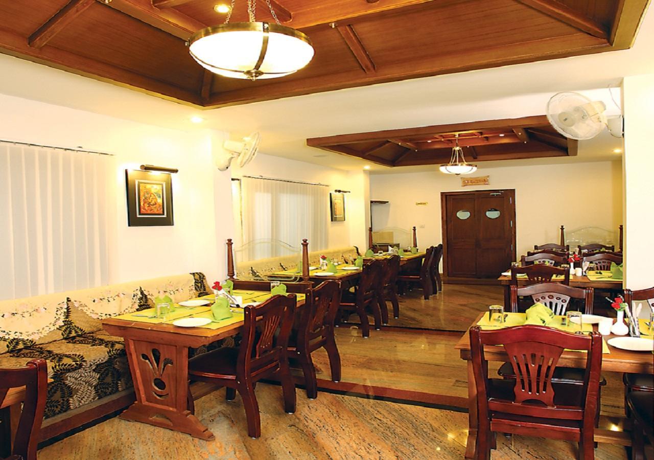 Hotel Grand Thekkady Kumily Exterior foto